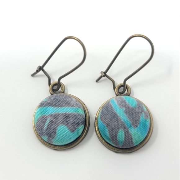 New Handmade | Blue Gray Abstract Upcycled Fabric Button Earwire Dangle Earrings - Picture 1 of 3
